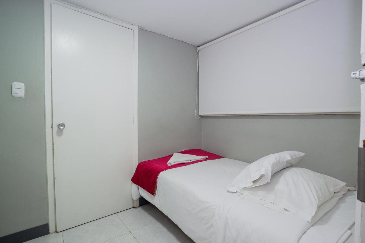 Apartasuites & Hotel Bogota Teusaquillo Buitenkant foto